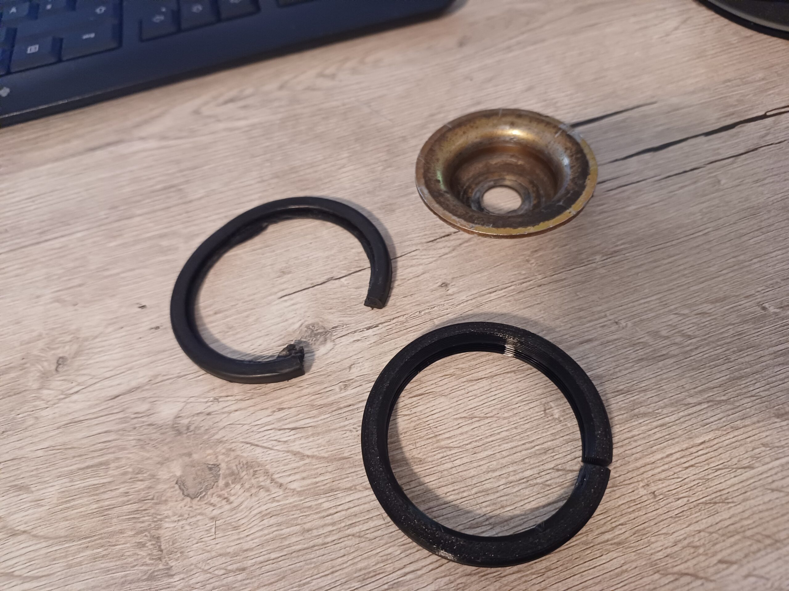 Audi 80 B4 S2 Coupe Cabrio Typ 89 Domlager Kantenschutz Gummiring – Bild 5