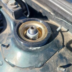 Kantenschutz für Domlager Audi 80